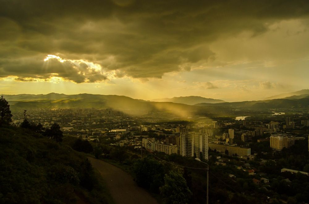 Nadzaladevi district